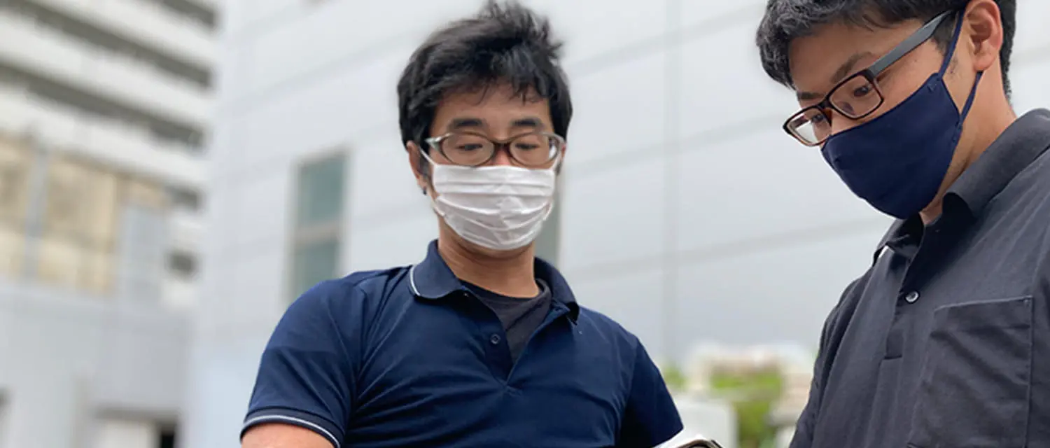 専門家による打ち合わせ